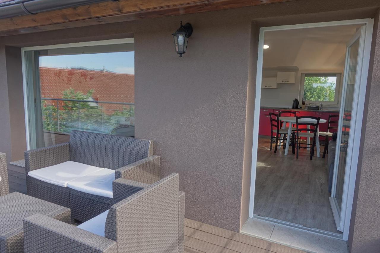Apartments Laura Farm Stay Podčetrtek Εξωτερικό φωτογραφία