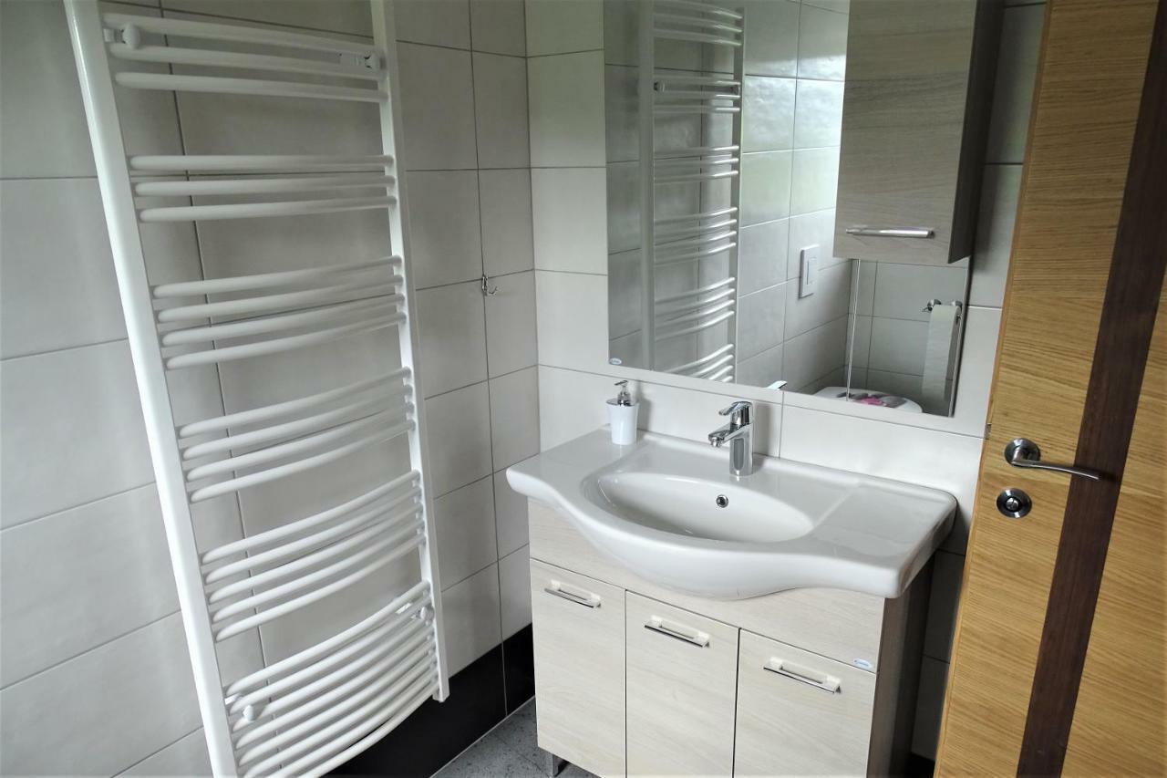 Apartments Laura Farm Stay Podčetrtek Εξωτερικό φωτογραφία